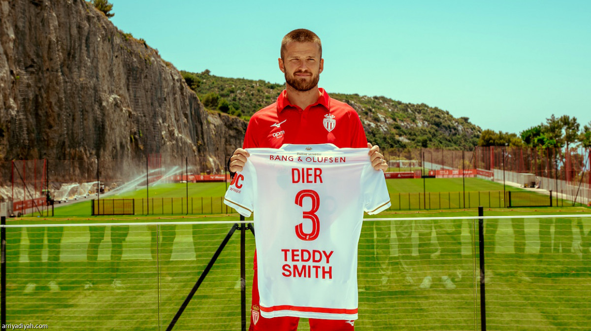 موناكو يقدم النجوم