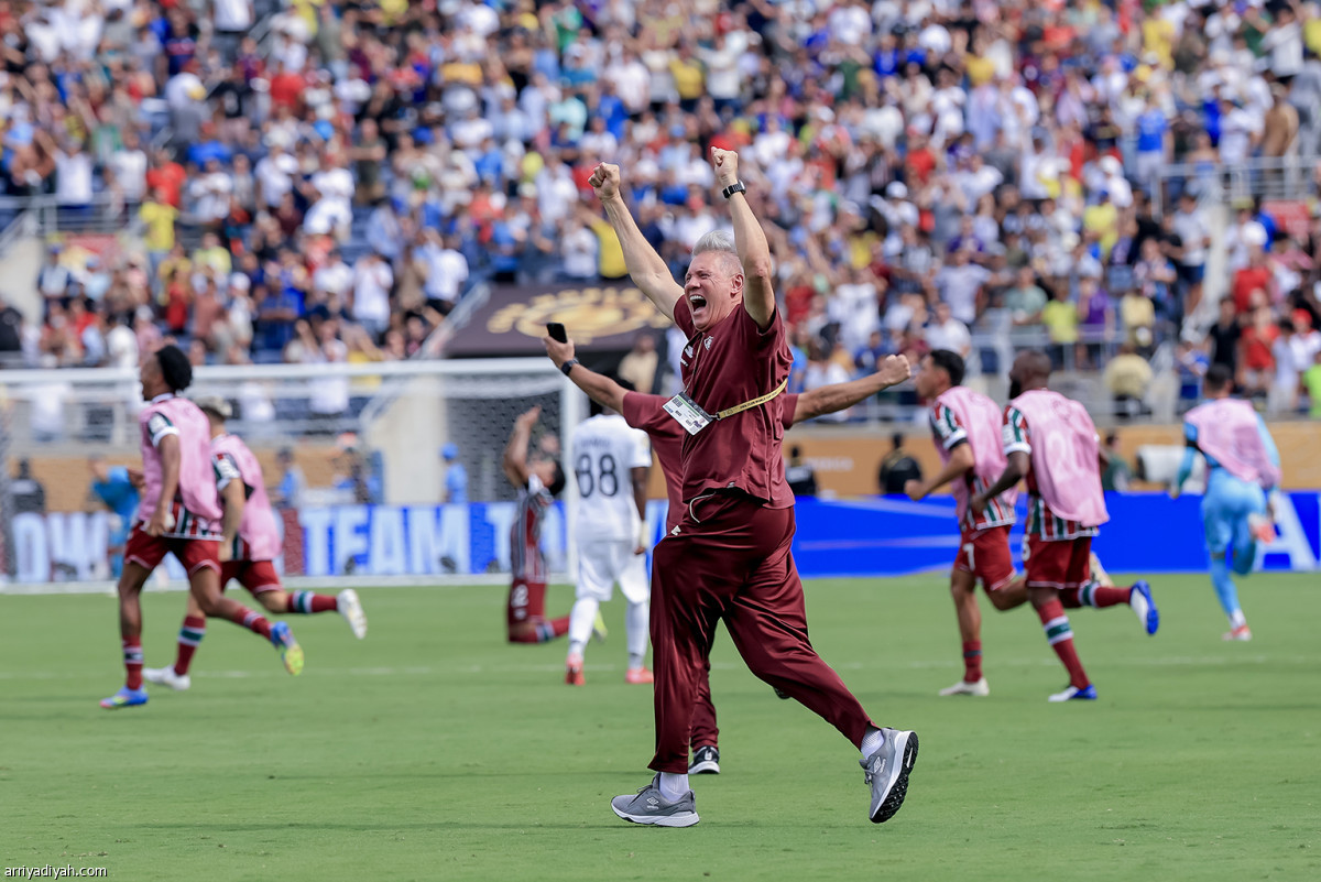 أول المتأهلين