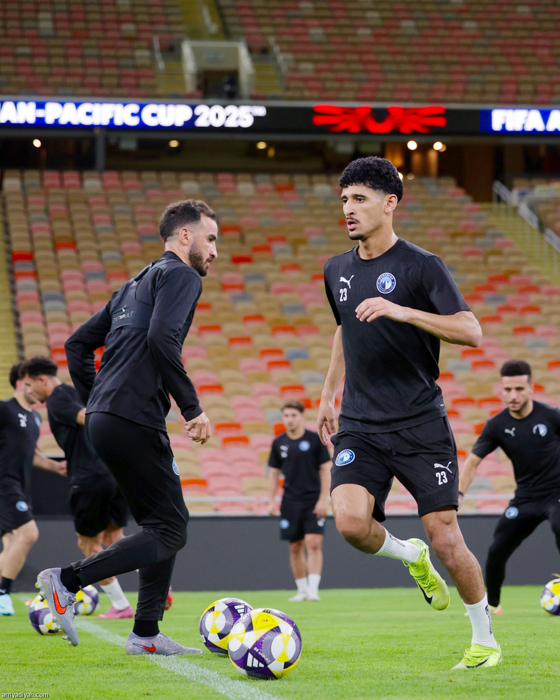 بيراميدز يستعد