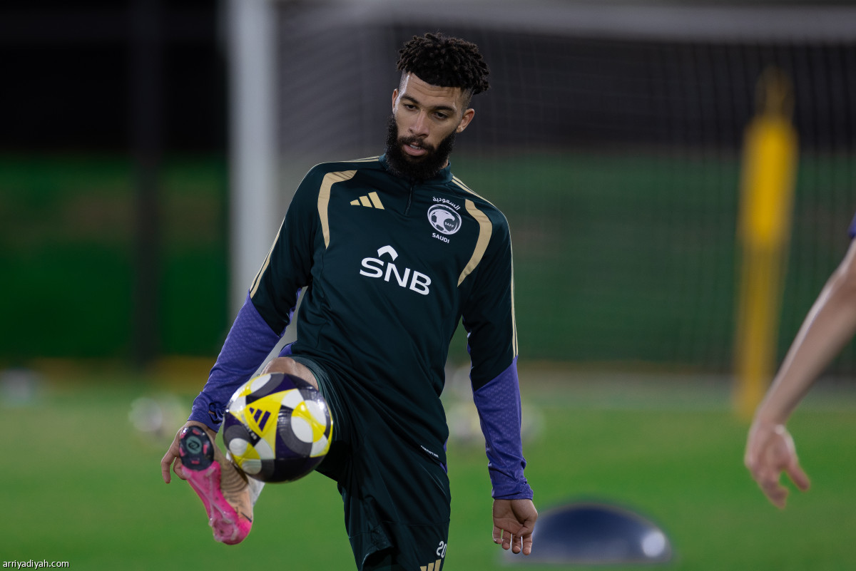 الأخضر يستعد