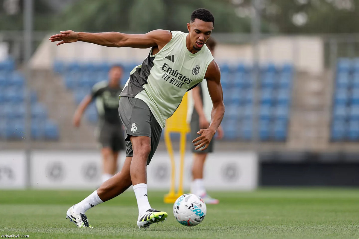 الريال.. 7 ضد 7