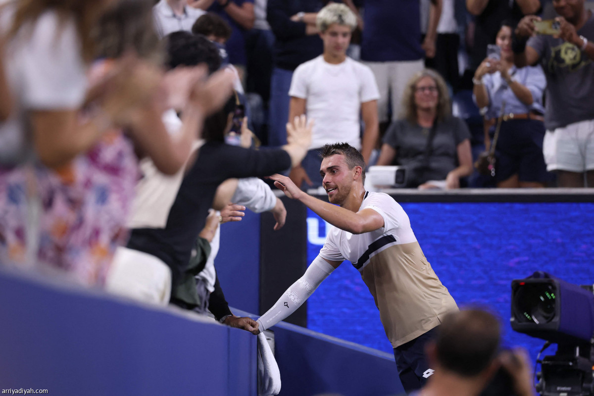 بونزي ينتصر