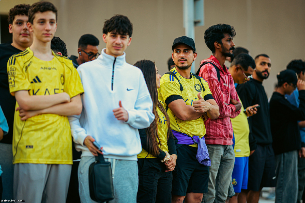 كثافة جماهيرية